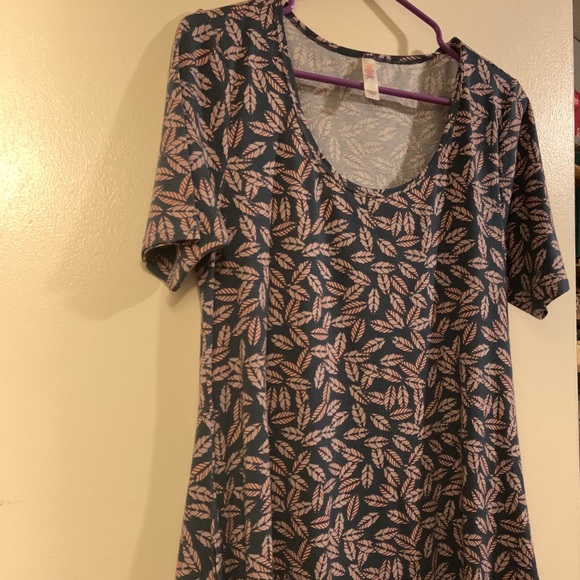 Lularoe perfect T - Picture 3 of 4